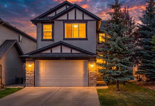 173 Pantego Rd Nw, Calgary, AB, T3K0B8 | Card Image