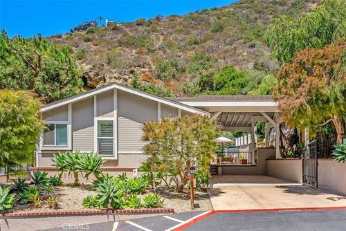 k51-30802 Coast Hwy, Laguna Beach, CA, 92651-4232 | Card Image