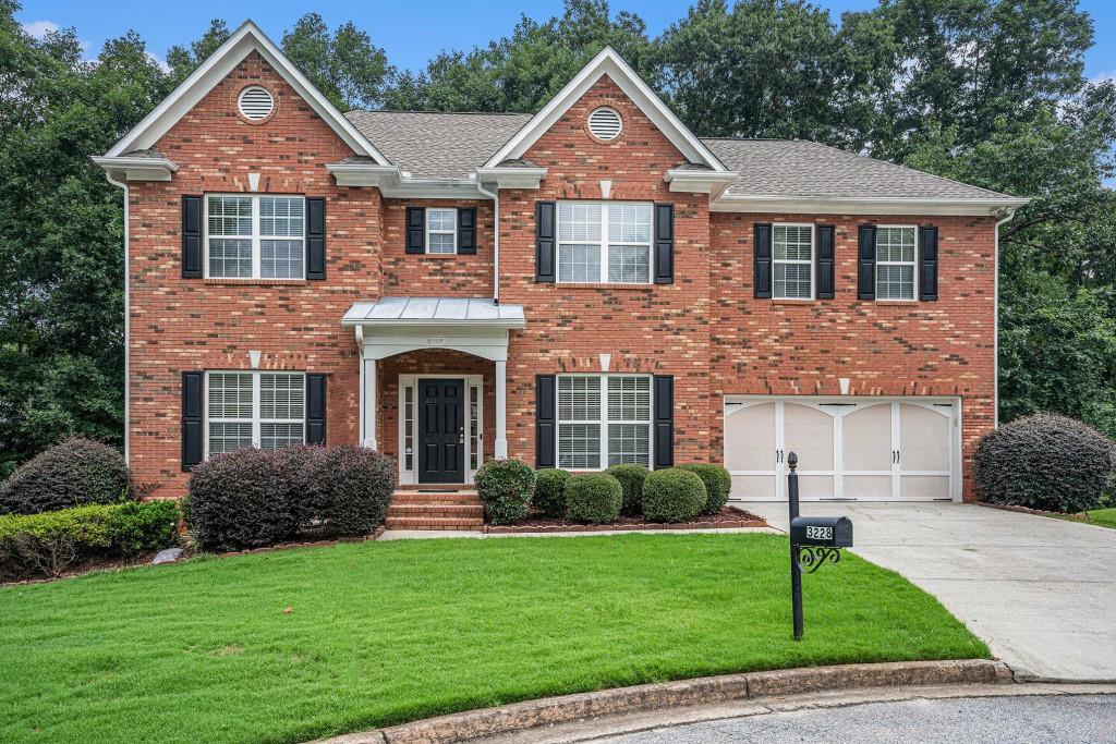 Brookwood Oak Ln, Lilburn, GA 30047