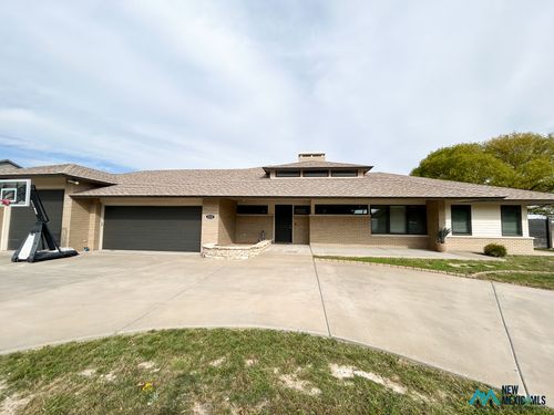 2310 W Ray Ave, Artesia, NM, 88210-3015 | Card Image