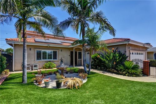 5901 Los Encinos St, Buena Park, CA, 90620-3403 | Card Image