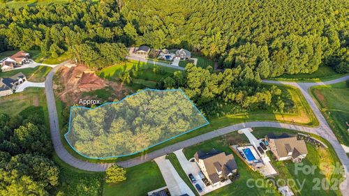 5269 Antler Creek Dr, Granite Falls, NC, 28630-8812 | Card Image