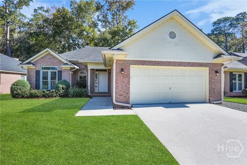 8 Oak Park Pl, Savannah, GA, 31405-1016 | Card Image