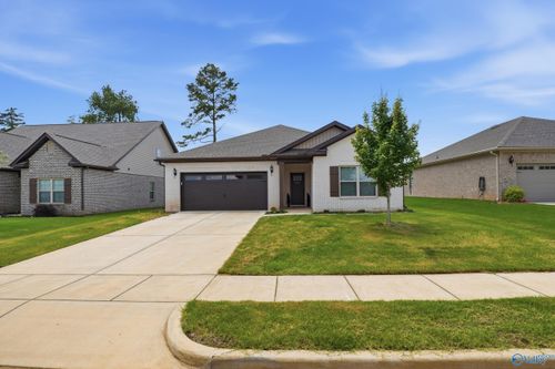 220 Pennington Ave, Huntsville, AL, 35811-8155 | Card Image