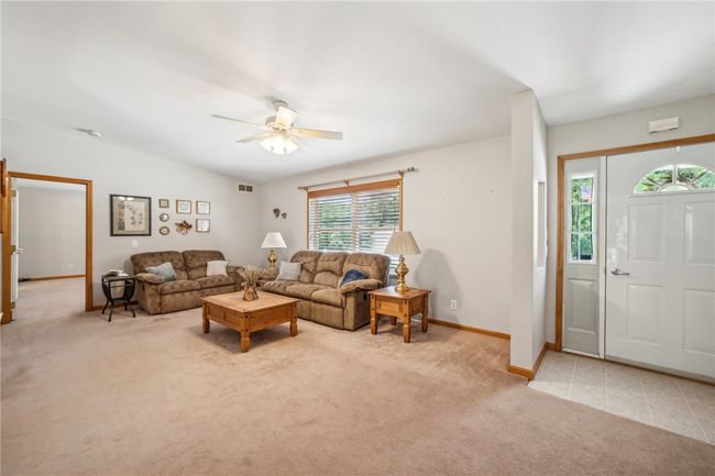 452 Upper Service Rd, House other with 3 bedrooms, 3 bathrooms and 8 parking in Hookstown PA | Image 17