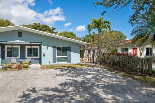819 Sw 13th St, Fort Lauderdale, FL, 33315-1448 | Card Image