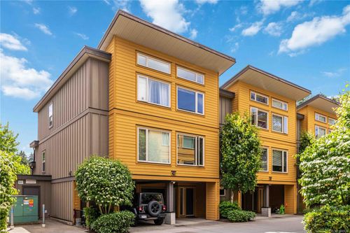 116-2733 Peatt Rd, Langford, BC, V9B3V2 | Card Image