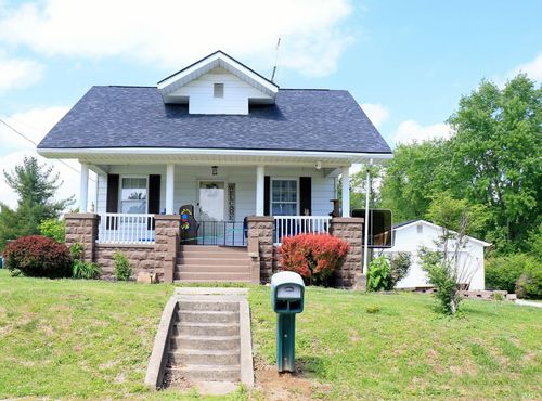 801 E Jasper Rd, Winslow, IN, 47598-8566 | Card Image