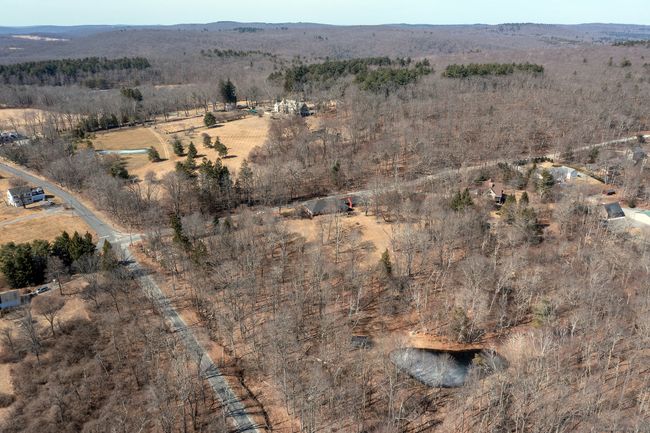 12 Old Forge Hollow Rd, House other with 4 bedrooms, 2 bathrooms and null parking in Bantam CT | Image 14