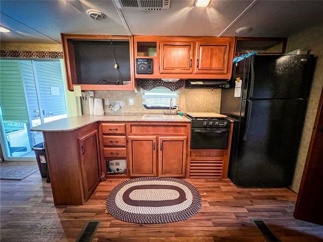 126 Dockside Ln, Home with 2 bedrooms, 2 bathrooms and 2 parking in Brady's Bend Twp PA | Image 15