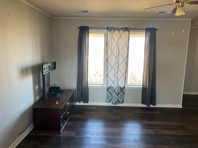 13898 Highway 18 E, House other with 3 bedrooms, 2 bathrooms and null parking in Newport AR | Image 9