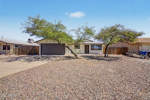 562 E Hondo Ave, Apache Junction, AZ, 85119-3252 | Card Image