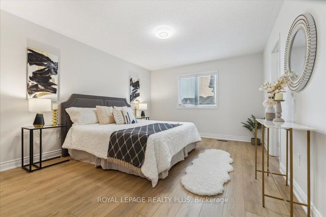 337 Landsborough Ave, House attached with 4 bedrooms, 3 bathrooms and 2 parking in Milton ON | Image 13