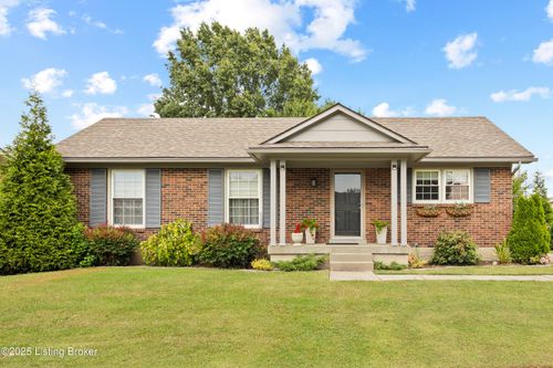 4605 Sandhill Rd, Louisville, KY, 40219-3858 | Card Image