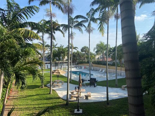 apt-305-6540 Ne 18th Ave, Fort Lauderdale, FL, 33334-5151 | Card Image