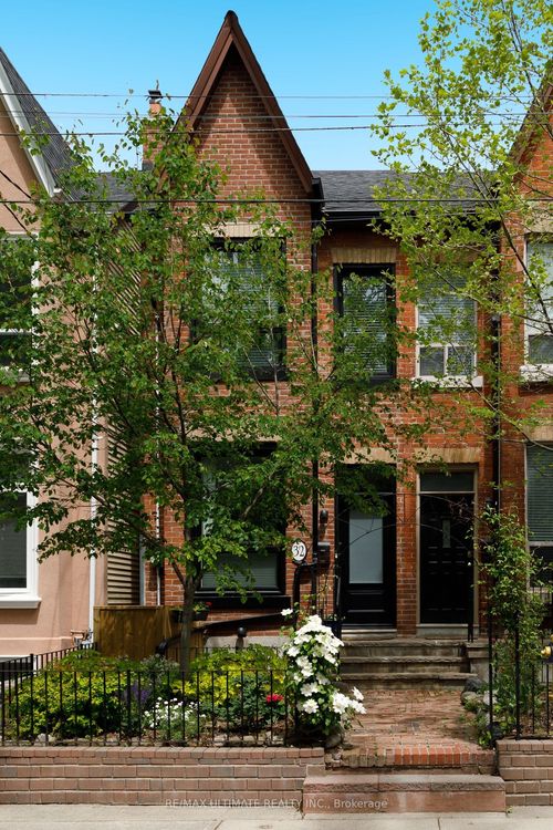 32 Lindsey Ave, Toronto, ON, M6H1E1 | Card Image