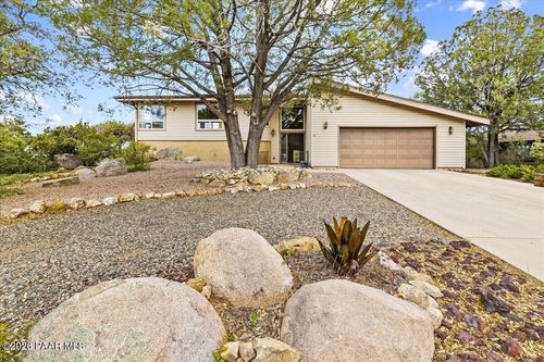 997 Copper Vista Dr, Prescott, AZ, 86303-6034 | Card Image