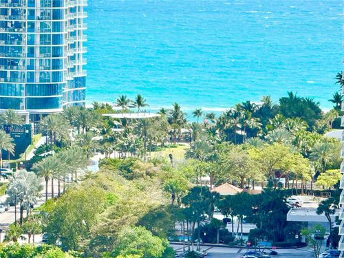apt-2212-250 174th St, Sunny Isles Beach, FL, 33160-5388 | Card Image