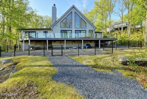 107 Cliff Dr, Lords Valley, PA, 18428 | Card Image