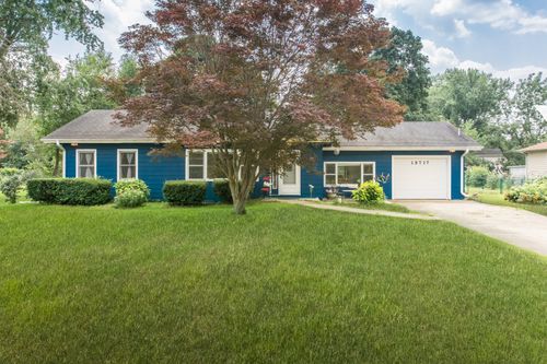 15717 S River Rd, Plainfield, IL, 60544-8119 | Card Image