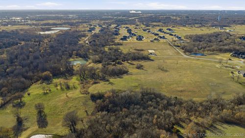 39 S 305th Eastavenue, Coweta, OK, 74429 | Card Image