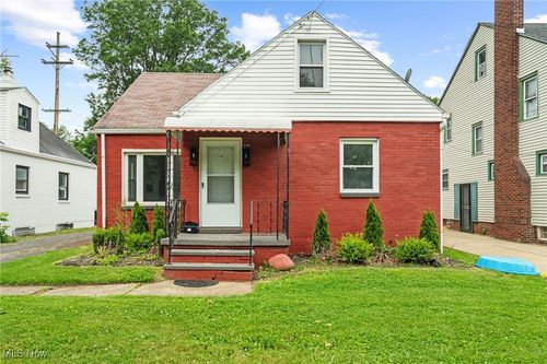 922 Winton Ave, Akron, OH, 44320-2832 | Card Image