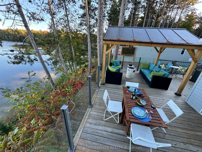 240 Pinewood Park Rd, House other with 2 bedrooms, 1 bathrooms and 4 parking in Haley Station ON | Image 18