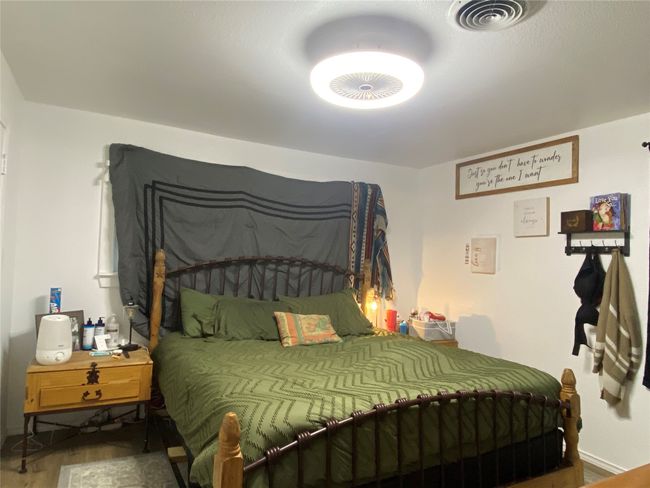 302 Meadow Dr, House other with 2 bedrooms, 1 bathrooms and null parking in Gainesville TX | Image 14