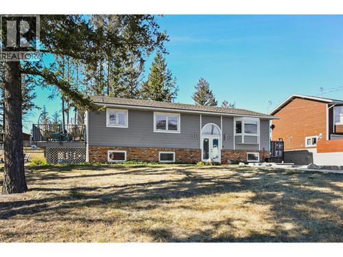 208 7th Ave, Invermere, BC, V0A1K7 | Card Image