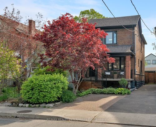 52 5th St, Etobicoke, ON, M8V2Z2 | Card Image