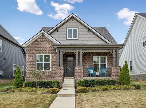 117 Willow Bend Dr, Hendersonville, TN, 37075-3233 | Card Image