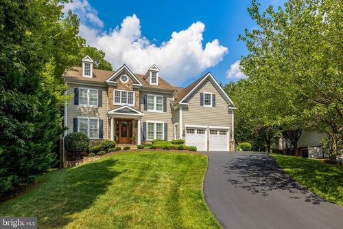 513 John Marshall Dr Ne, VIENNA, VA, 22180-3551 | Card Image