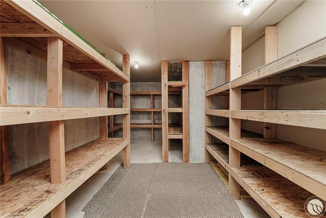 Basement storage room | Image 25