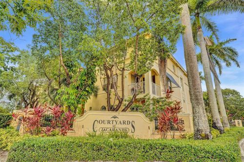 203-100 Jacaranda Country Club Dr, Plantation, FL, 33324-2510 | Card Image