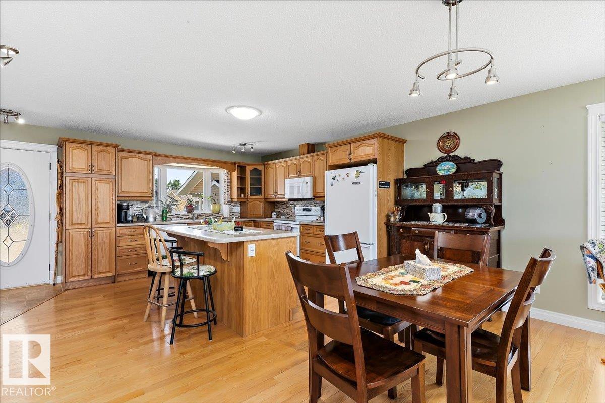 Residential in Tofield 5