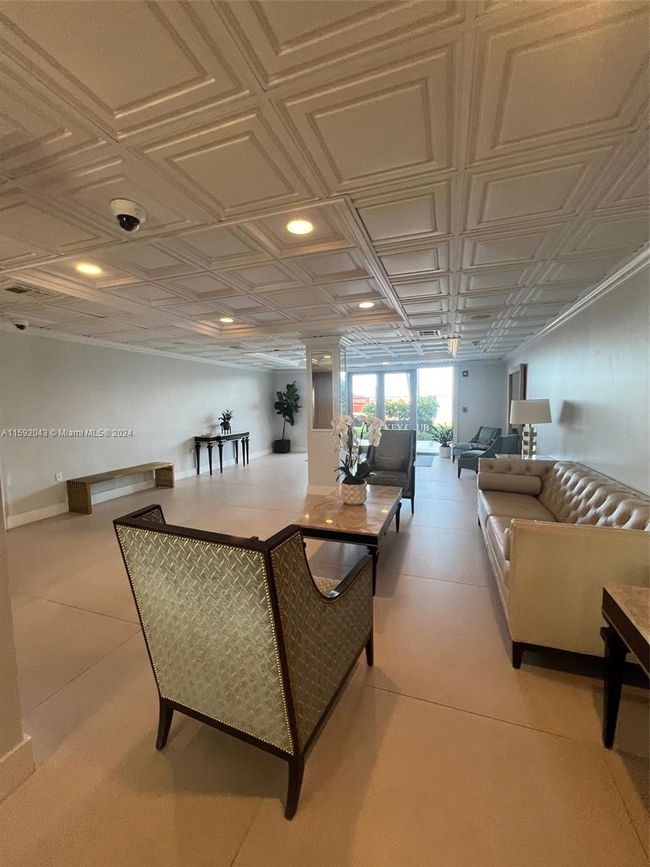 4D - 11111 Biscayne Blvd, Condo with 2 bedrooms, 2 bathrooms and null parking in Miami FL | Image 34