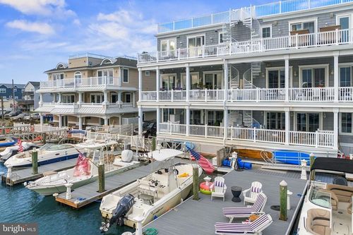 412 Dock St, Wildwood, NJ, 08260-1712 | Card Image