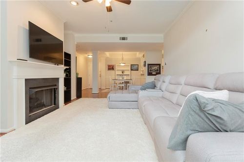 208-424 Lindbergh Dr Ne, Atlanta, GA, 30305-3876 | Card Image