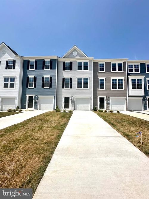 104 Cooperage Rd, INWOOD, WV, 25428-4019 | Card Image