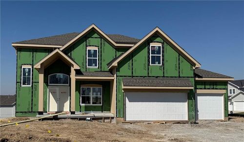 10316 N Smalley Dr, Kansas City, MO, 64157-8196 | Card Image