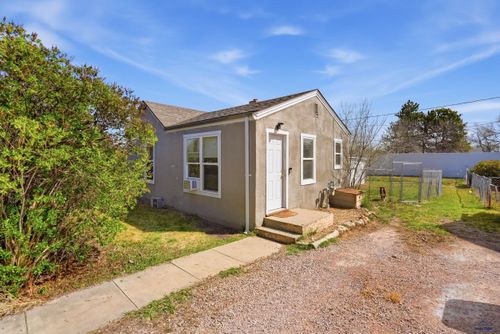 860 &amp; 854 Waterloo, Rapid City, SD, 57701 | Card Image