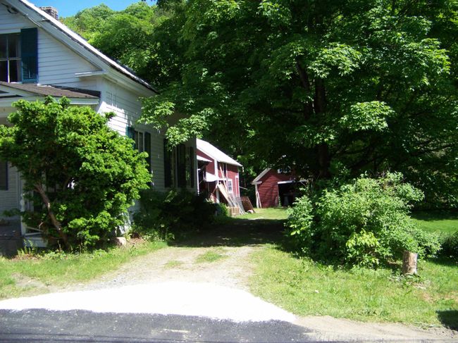 166 Brook St, House other with 3 bedrooms, 1 bathrooms and null parking in Rochester VT | Image 4