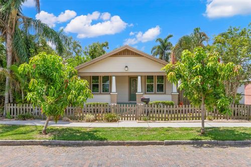 1530 21st Ave N, ST PETERSBURG, FL, 33704-3940 | Card Image