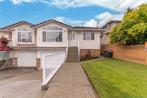 7525 17th Ave, Burnaby, BC, V3N1L6 | Card Image