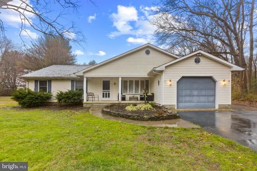 245 Slaughter Station Rd, HARTLY, DE, 19953-2038 | Card Image