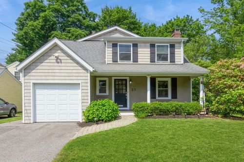 37 Philbrick Rd, Newton, MA, 02459-2735 | Card Image