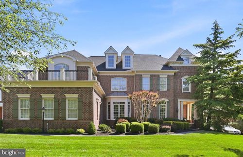 18856 Ridgeback Ct, LEESBURG, VA, 20176-8252 | Card Image