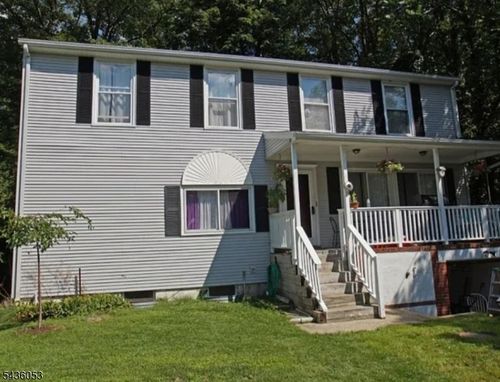 119 Dartmouth Trl, Hopatcong, NJ, 07843-1152 | Card Image