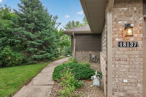 18137 Judicial Way S, Lakeville, MN, 55044 | Card Image