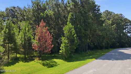 9-9325 Doris Dr, Oriental, NC, 28571-9357 | Card Image